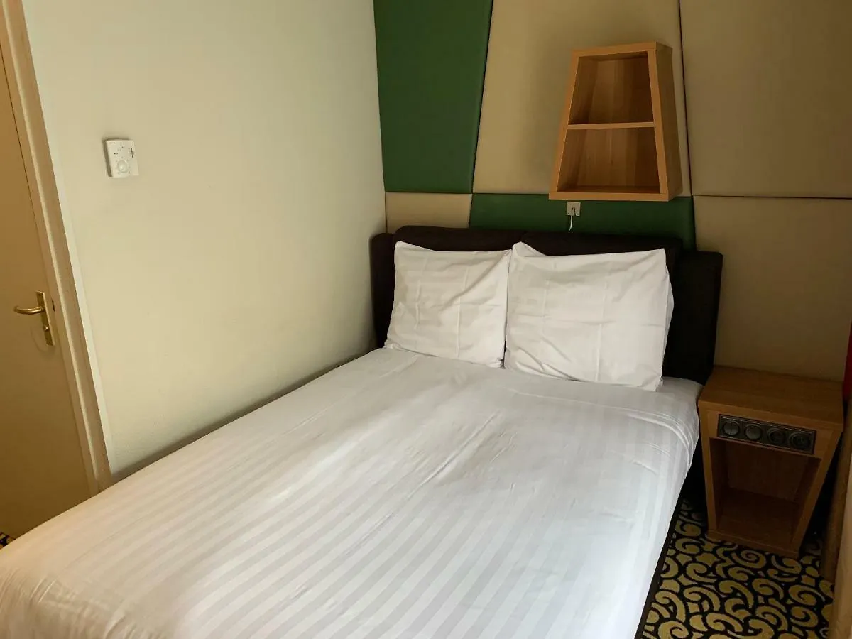 Savoy Hotel Amsterdam 4*,